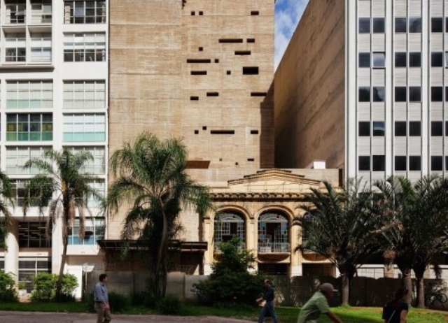 fachada preservada do cine cairo na rua formosa | imagem: vitruvius